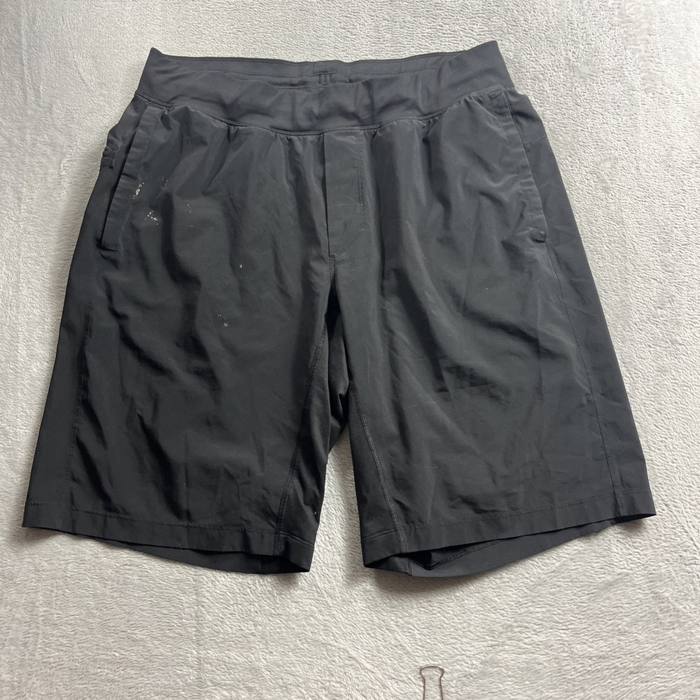 Lululemon Pace Breaker Linerless Shorts Black Mens 9 Inch Inseam Training Gym